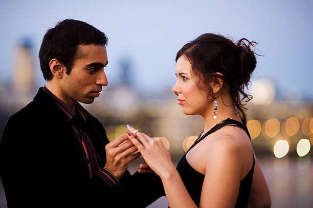 Diamonds Are the Future of Wedding Proposals