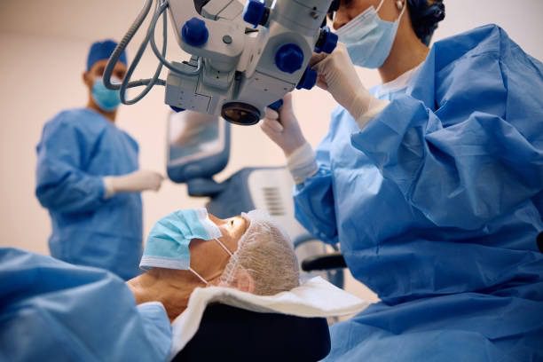 Top 5 Cataract Specialists in Vadodara for Eye Care 5 Cataract Specialists in Vadodara